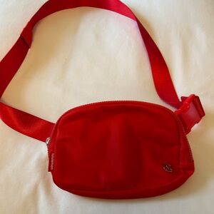 Lululemon Everywhere Belt Bag 1L. Bright Clear Red
